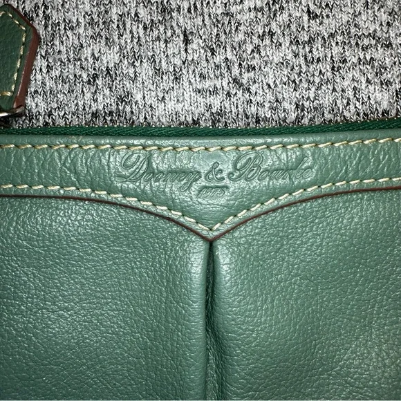 90s Vintage Dooney & Bourke Sage Green Leather Wristlet - Rare Find! - Picture 12 of 13